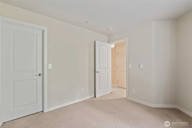 $2,300 | 3926 243rd Place Southeast, Unit H304, Bothell, WA 98021