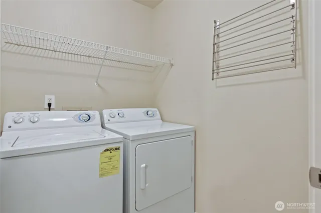 $2,300 | 3926 243rd Place Southeast, Unit H304, Bothell, WA 98021