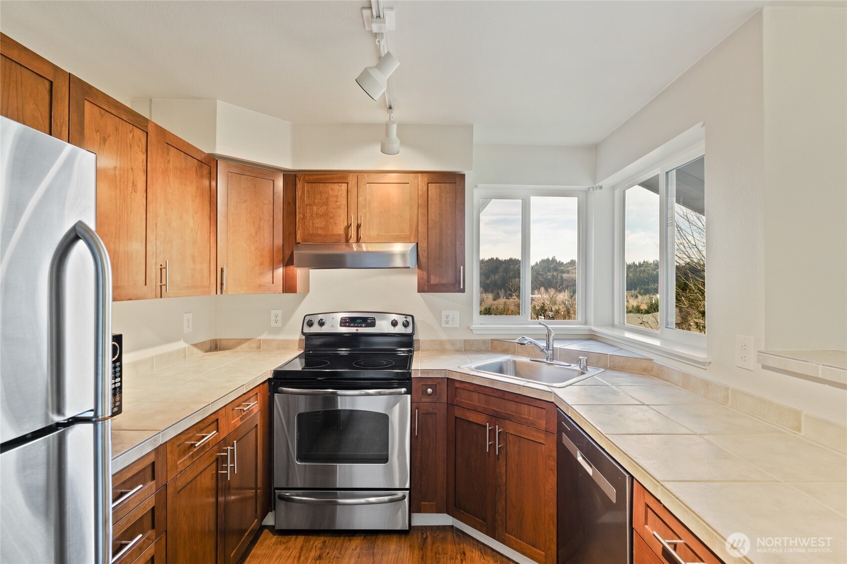 3926 243rd Place Southeast, Unit H304 Bothell, WA 98021 - Photo 7 of 23