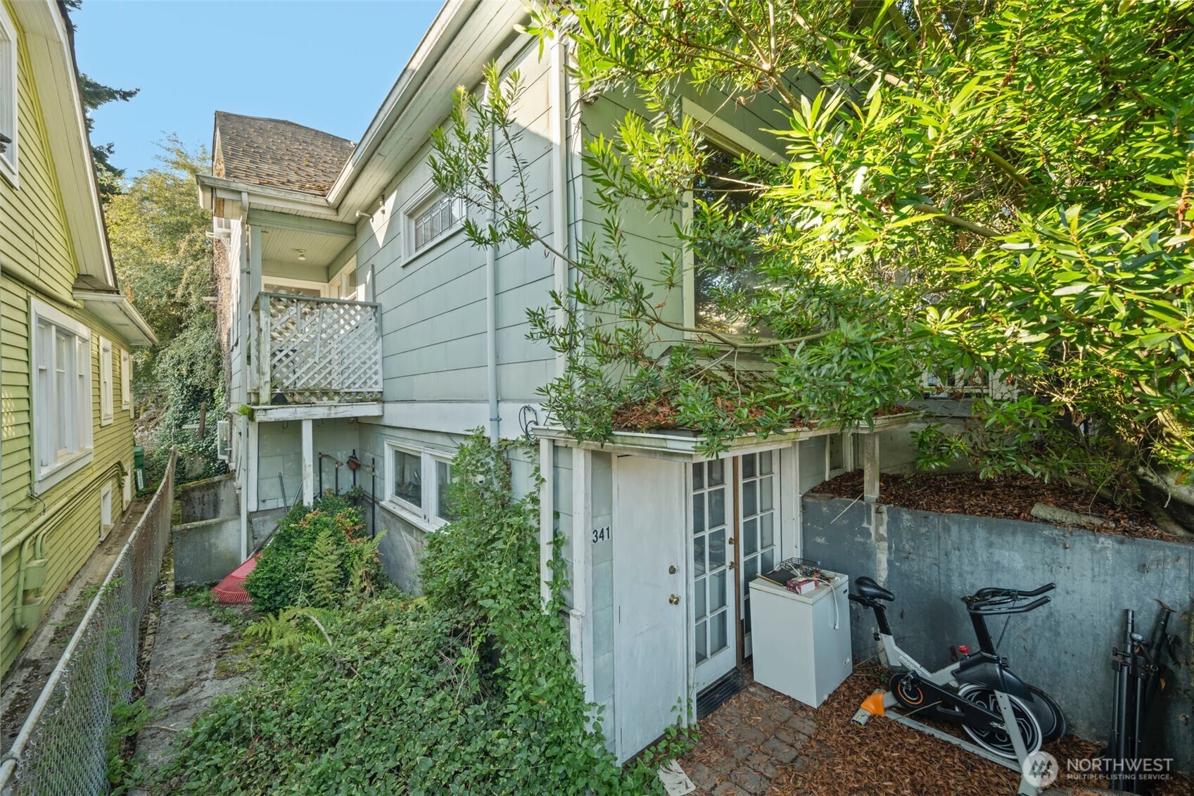 341 Northeast 51st Street Seattle, WA 98105 - Photo 27 of 28