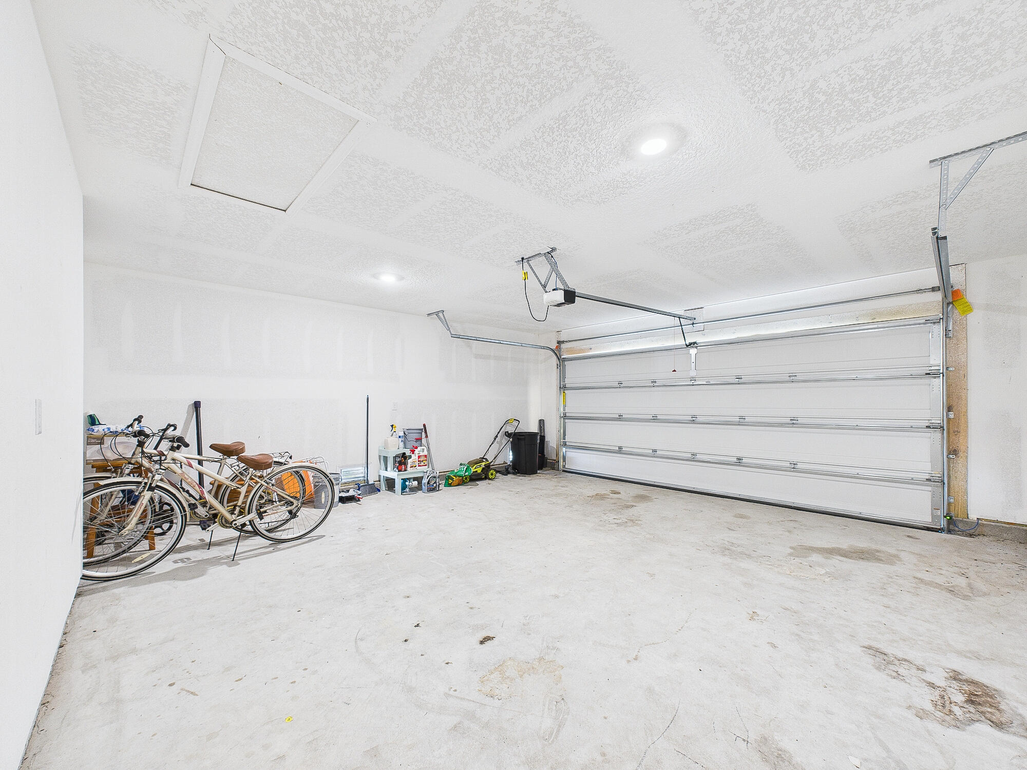 935 Indian Woman Road Santa Rosa Beach, FL 32459 - Photo 26 of 29 Garage