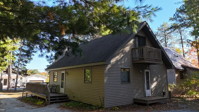 $350,000 | 1733 North Lakeview Drive, Mears, MI 49436