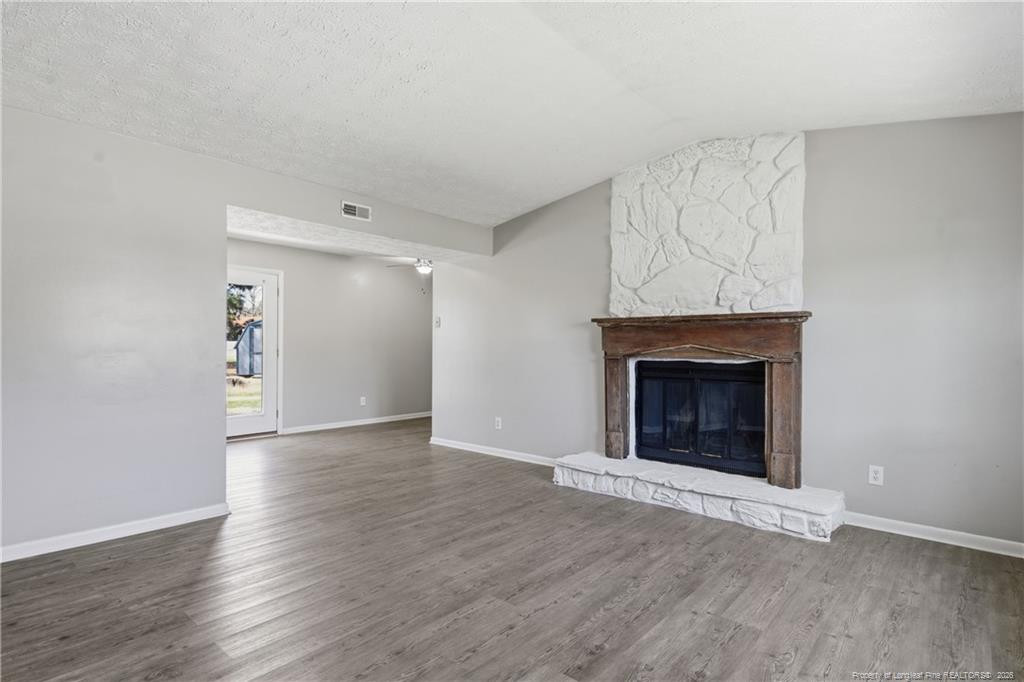 6319 Rustic Ridge Hope Mills, NC 28348 - Photo 5 of 39 Photo 5