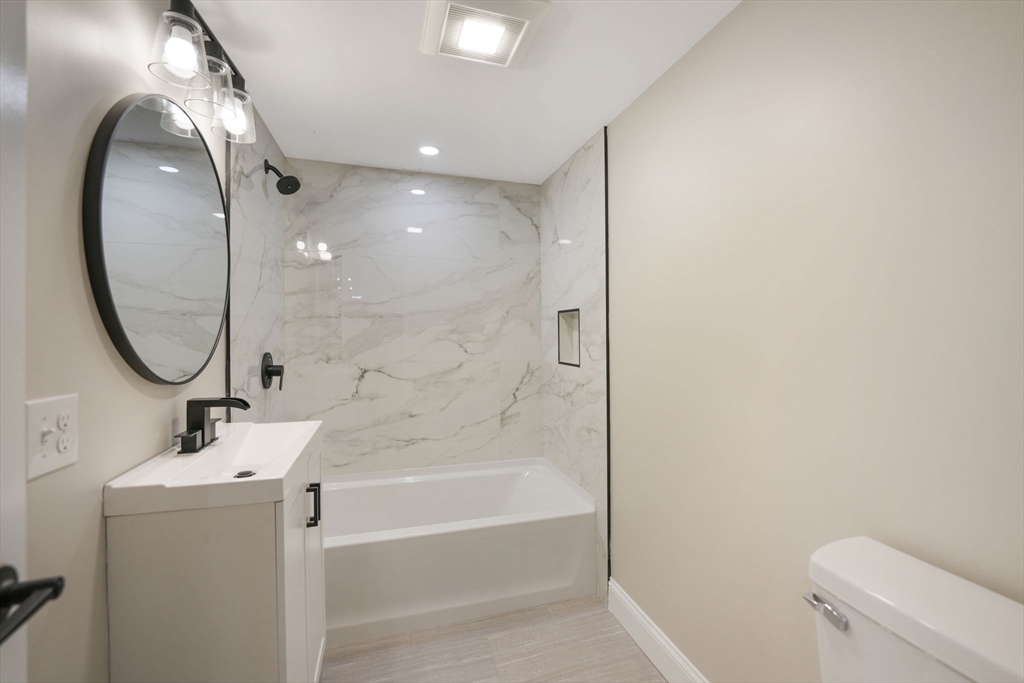 80 Gifford Road Westport, MA 02790 - Photo 9 of 29 Gallery Image 9