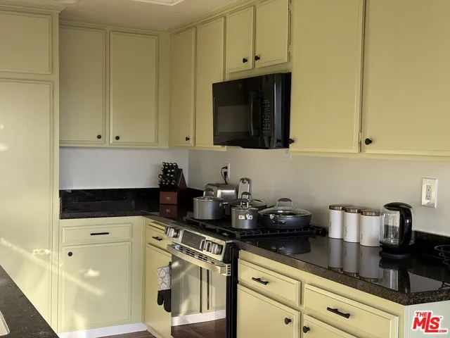 $6,500 | North Kenwood Street, Glendale, CA 91206