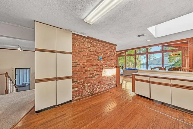 $1,200,000 | 101 Arbor Lane, Huddleston, VA 24104