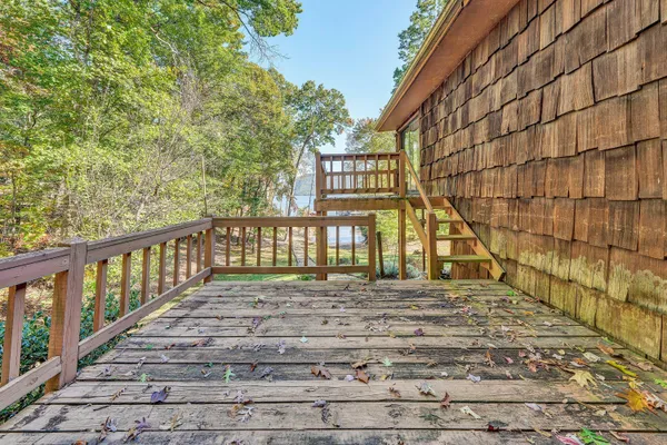 $1,100,000 | 101 Arbor Lane, Huddleston, VA 24104