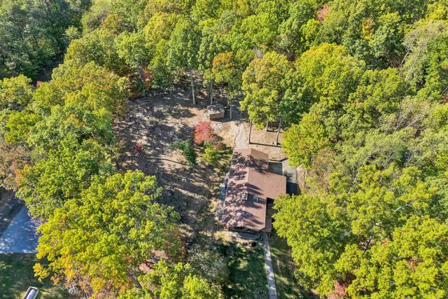 $1,200,000 | 101 Arbor Lane, Huddleston, VA 24104