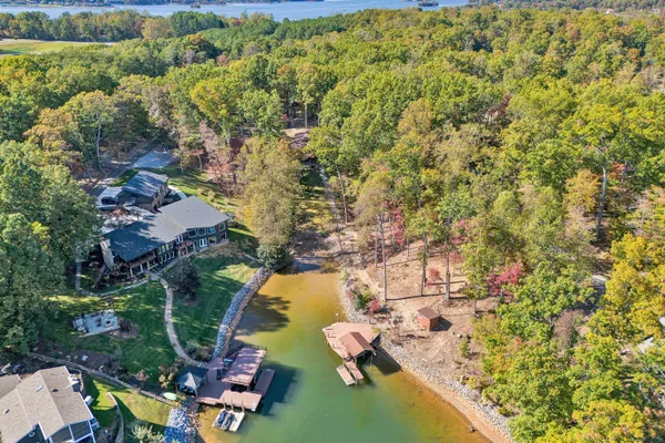 $1,100,000 | 101 Arbor Lane, Huddleston, VA 24104