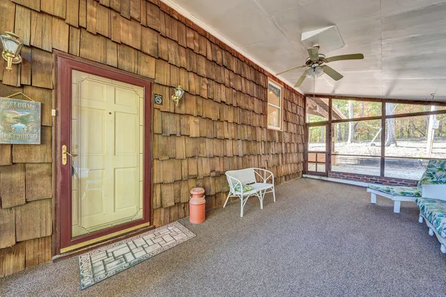 $1,100,000 | 101 Arbor Lane, Huddleston, VA 24104