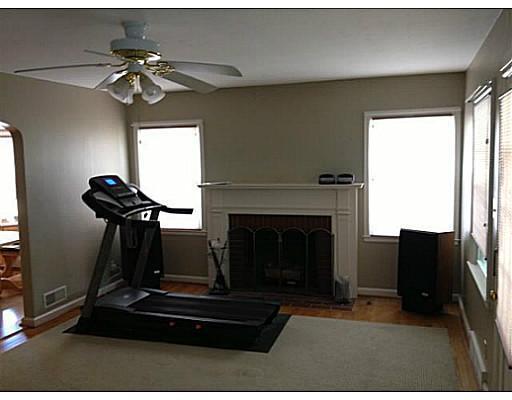 11 Peach Orchard Road Dayton, OH 45419 - Photo 3 of 23