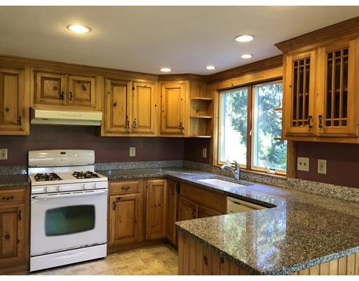 570 New Bedford Road Rochester, MA 02770 - Photo 5 of 19