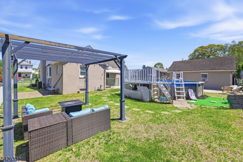 202 Arch Street Delran, NJ 08075 - Photo 4 of 44