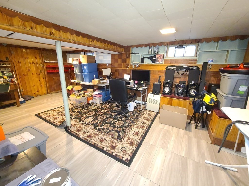 172 Bemis Road Fitchburg, MA 01420 - Photo 8 of 26 Gallery Image 8