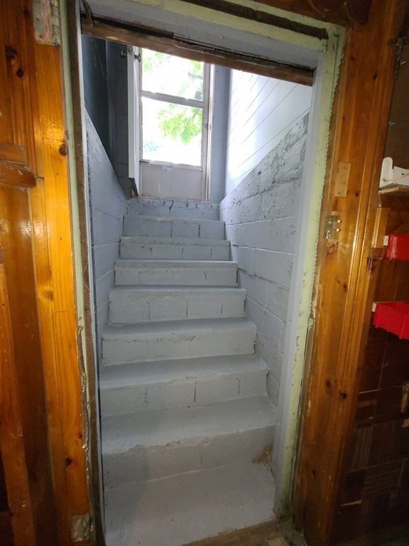 172 Bemis Road Fitchburg, MA 01420 - Photo 9 of 26 Gallery Image 9