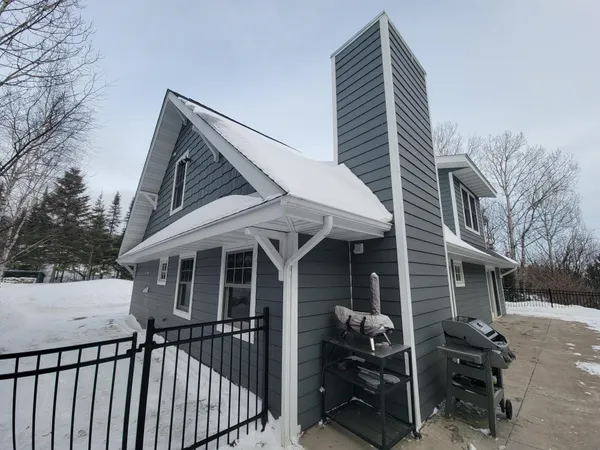 $670,000 | 526 West 5th Street, Grand Marais, MN 55604
