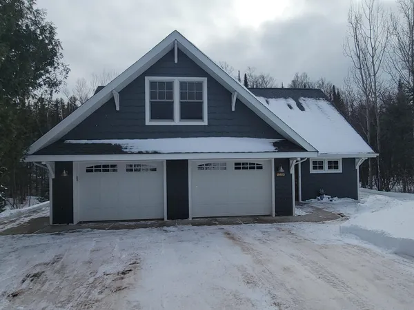 $670,000 | 526 West 5th Street, Grand Marais, MN 55604