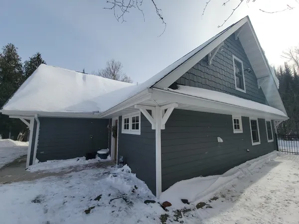 $670,000 | 526 West 5th Street, Grand Marais, MN 55604