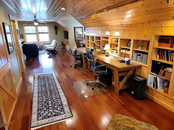 $670,000 | 526 West 5th Street, Grand Marais, MN 55604