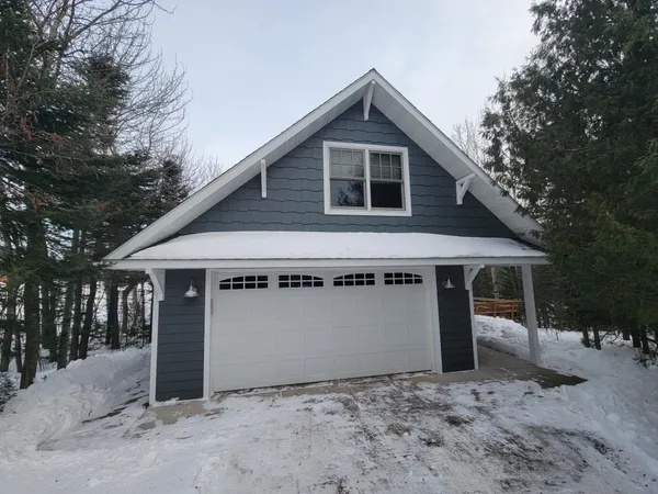 $670,000 | 526 West 5th Street, Grand Marais, MN 55604