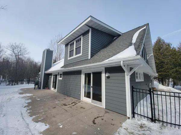 $670,000 | 526 West 5th Street, Grand Marais, MN 55604