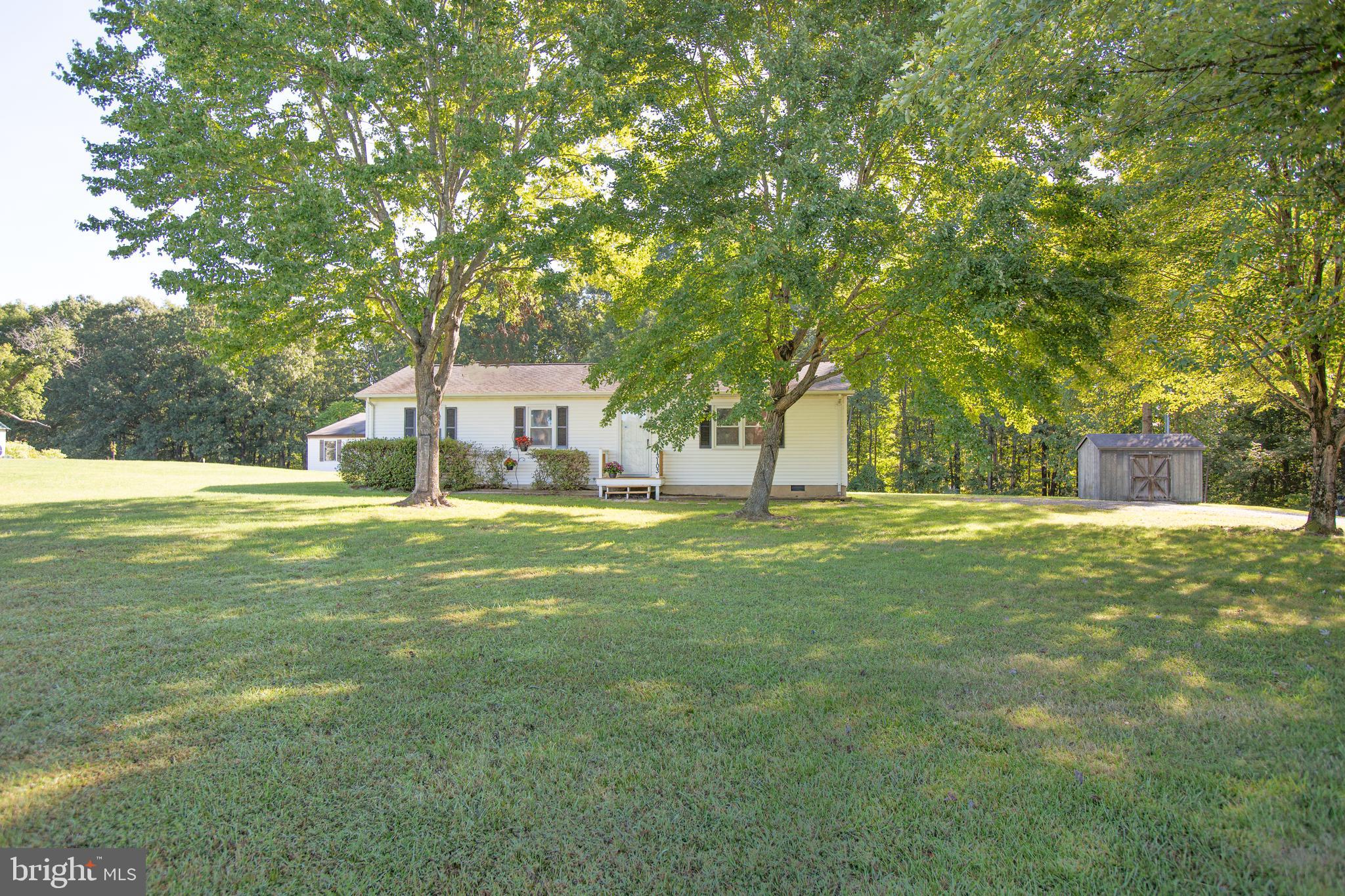 13103 South River Road Sumerduck, VA 22742 - Photo 22 of 37 Huge front yard