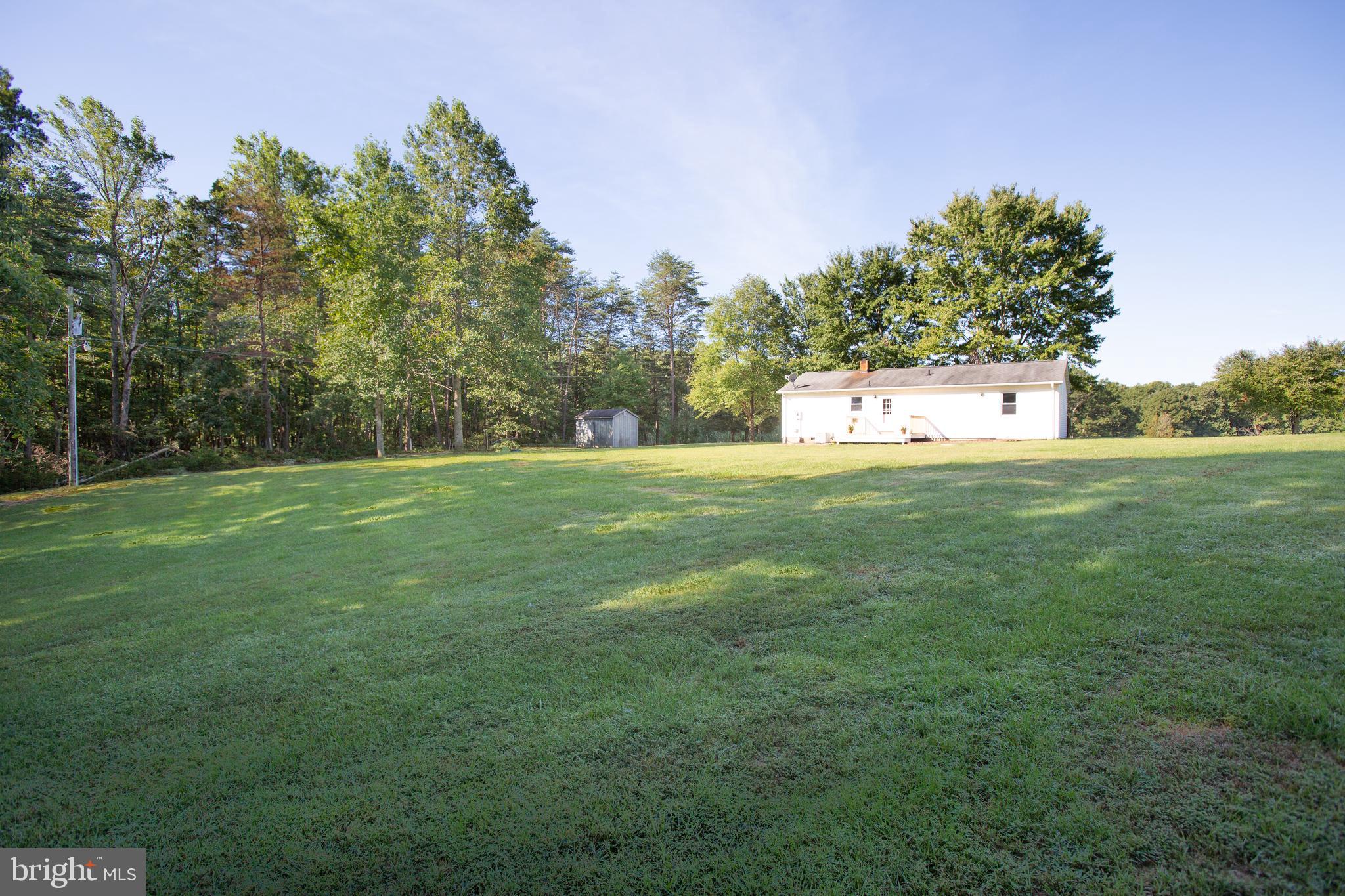 13103 South River Road Sumerduck, VA 22742 - Photo 5 of 37 Large backyard