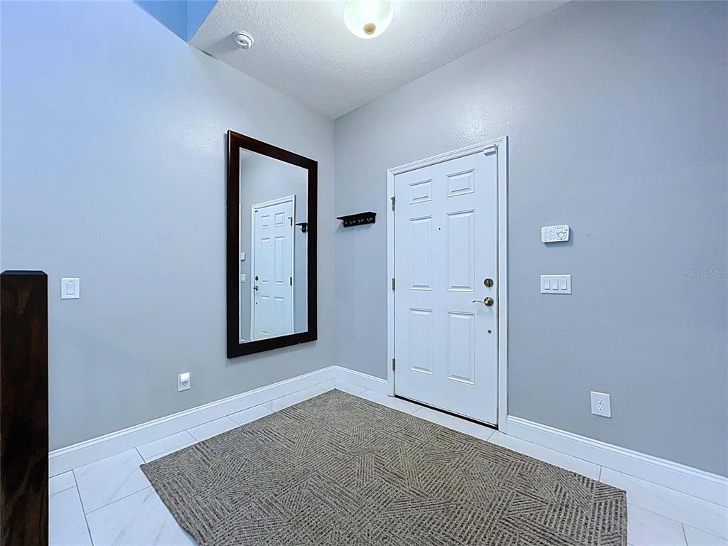 19219 Leonard Road Lutz, FL 33558 - Photo 7 of 77 Gallery Image 7