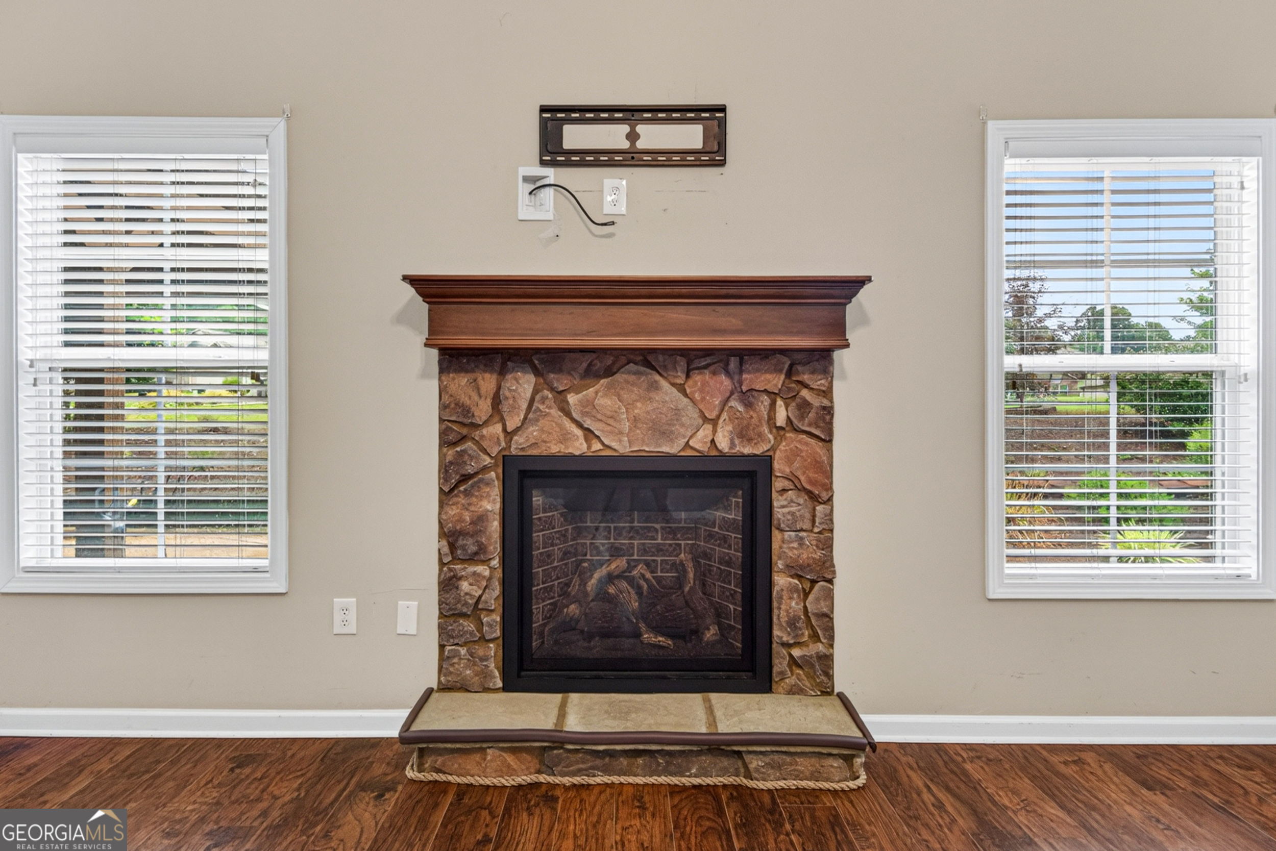 305 Victory Circle Commerce, GA 30529 - Photo 18 of 42