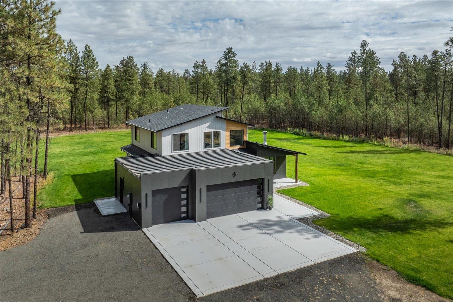 16771 South Sherman Road Cheney, WA 99004 - Photo 2 of 42