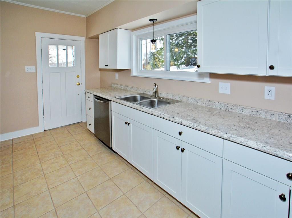13040 Ridge Road North Huntingdon, PA 15642 - Photo 5 of 25 Gallery Image 5