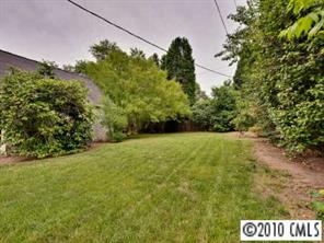 2143 Norton Road Charlotte, NC 28207 - Photo 8 of 8 a view of a yard