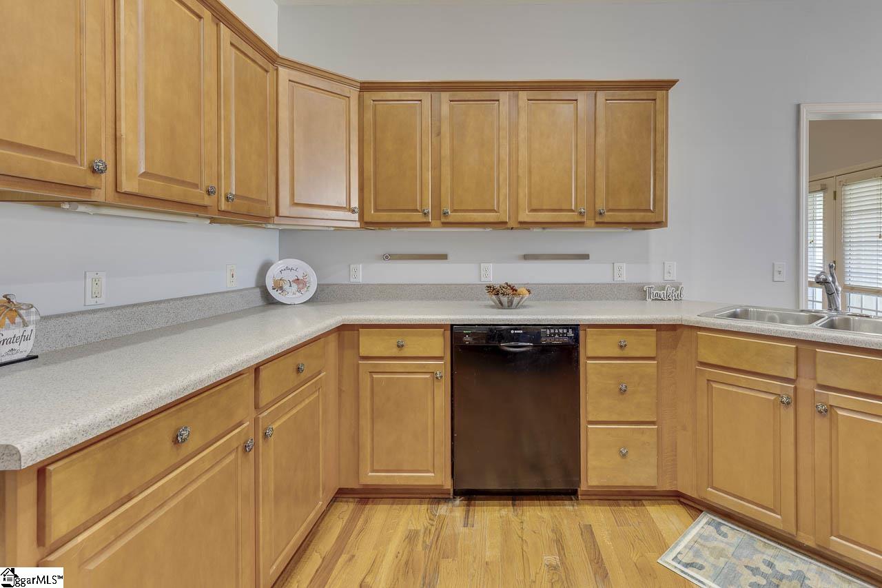 300 Stallion Road Greenville, SC 29617 - Photo 15 of 41