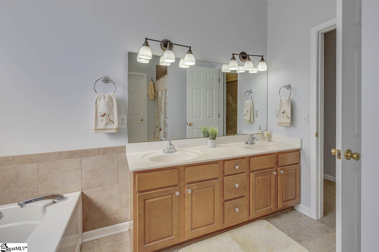300 Stallion Road Greenville, SC 29617 - Photo 23 of 41