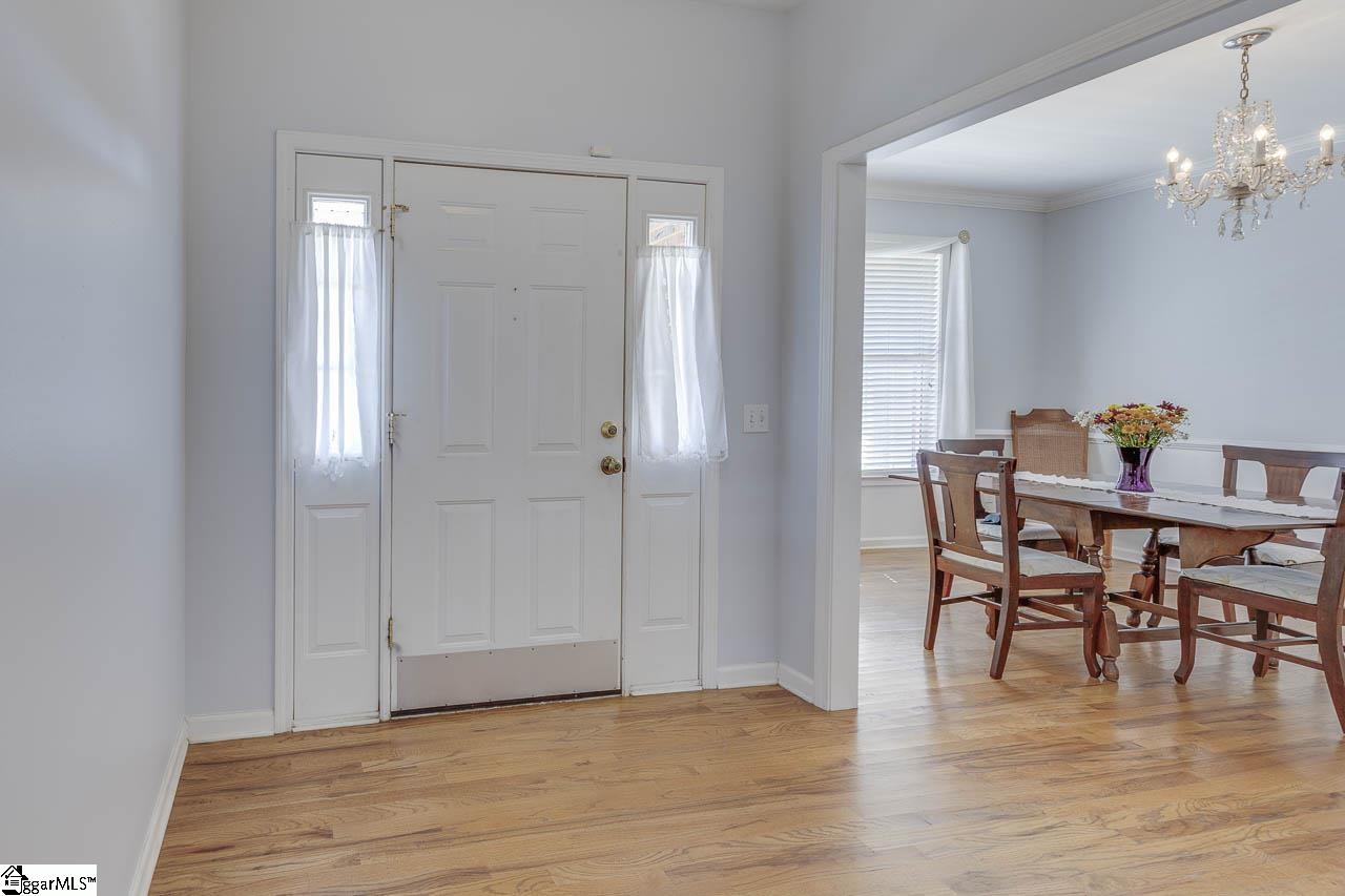 300 Stallion Road Greenville, SC 29617 - Photo 3 of 41