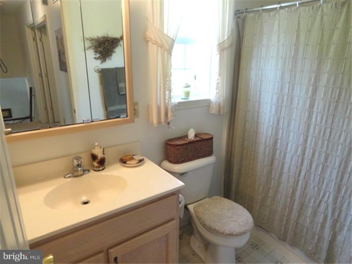 2339 Colflesh Road Perkiomenville, PA 18074 - Photo 15 of 25 Master Bathroom