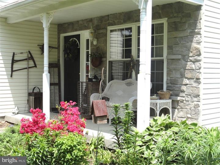 2339 Colflesh Road Perkiomenville, PA 18074 - Photo 3 of 25 Porch