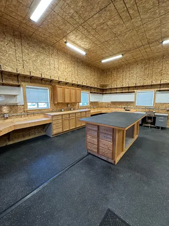 $129,000 | 425 4th Street, International Falls, MN 56649