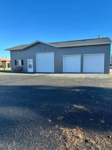 $129,000 | 425 4th Street, International Falls, MN 56649