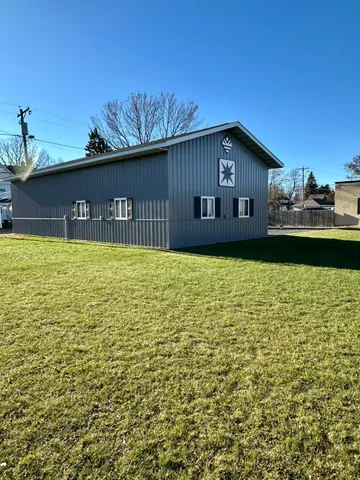 $129,000 | 425 4th Street, International Falls, MN 56649