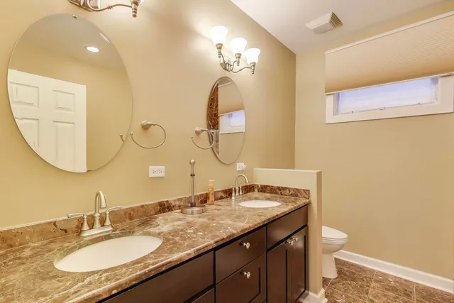 $399,000 | 1416 West Farwell Avenue, Unit 1R, Chicago, IL 60626