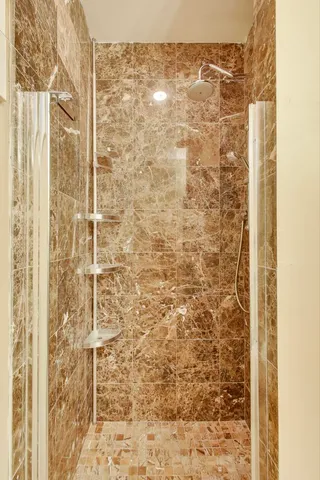 $399,000 | 1416 West Farwell Avenue, Unit 1R, Chicago, IL 60626