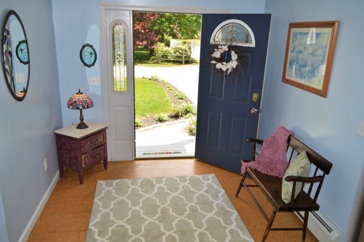 15 Oceanview Road Kennebunk, ME 04043 - Photo 4 of 24 Spacious Entry that leads to...