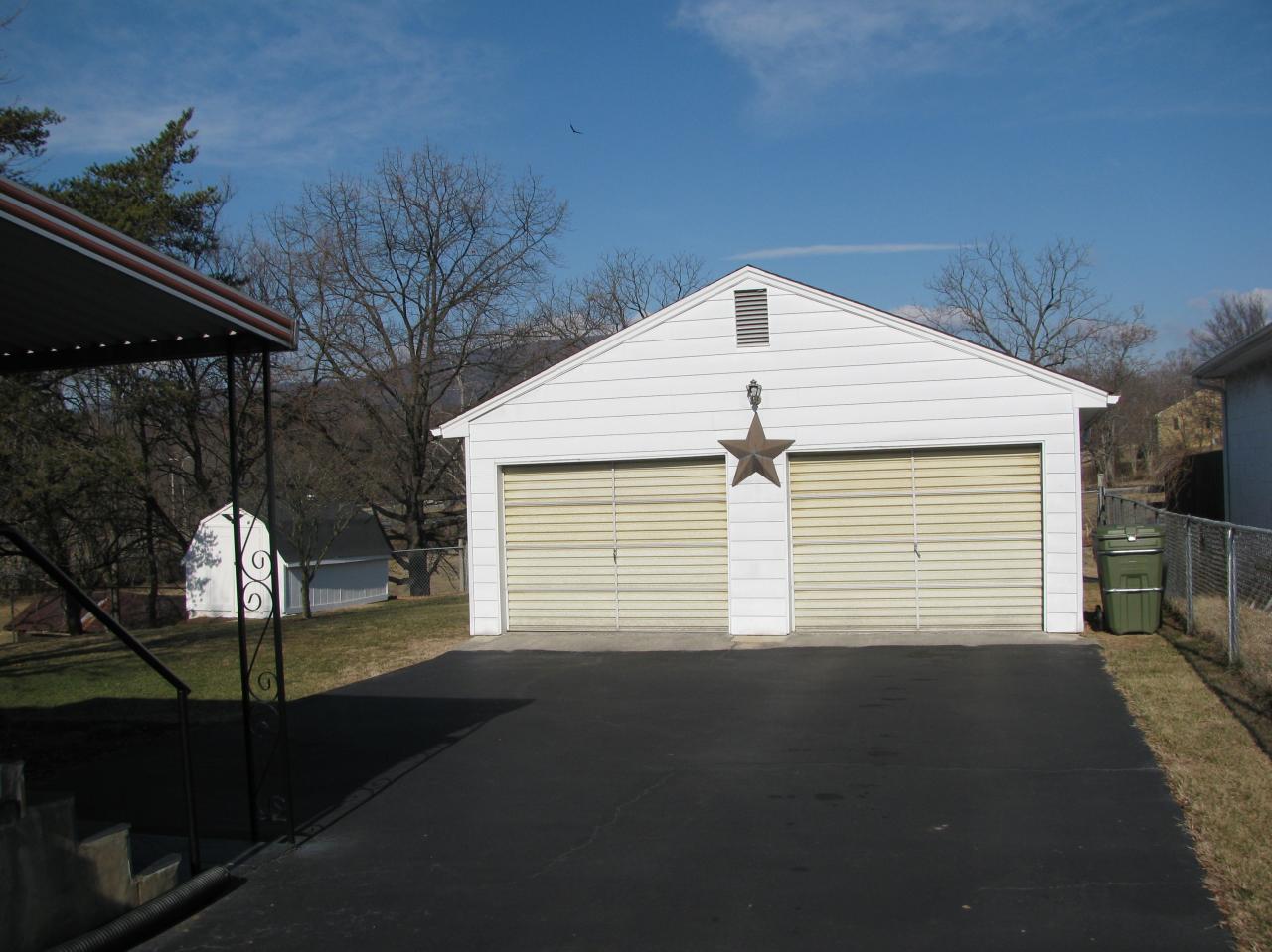 1633 Reece Road Salem, VA 24153 - Photo 3 of 16 The 2 car garage on the property