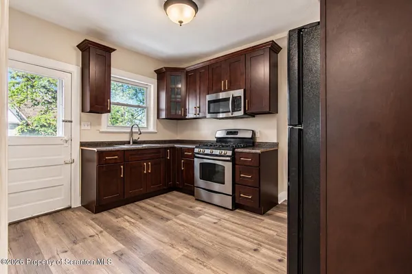 $1,450 | 601 Clay Avenue, Unit 2, Scranton, PA 18510