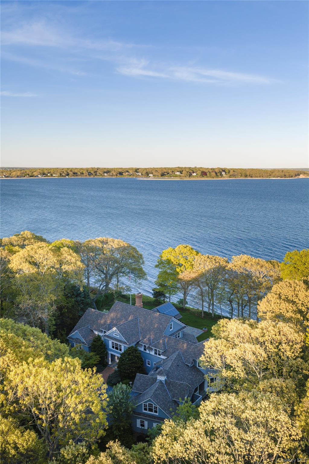 5055 New Suffolk Road New Suffolk, NY 11956 - Photo 41 of 42 a view of lake with mountain