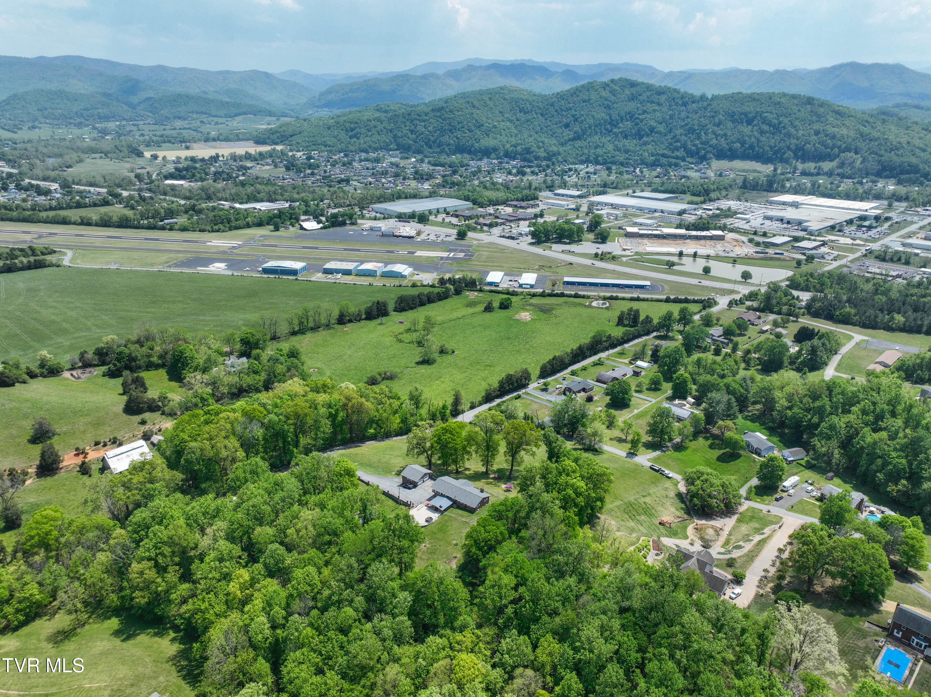 161 Judge Ben Allen Road Elizabethton, TN 37643 - Photo 83 of 88 161 Judge Ben Allen Rd Drone CLEMSON-4