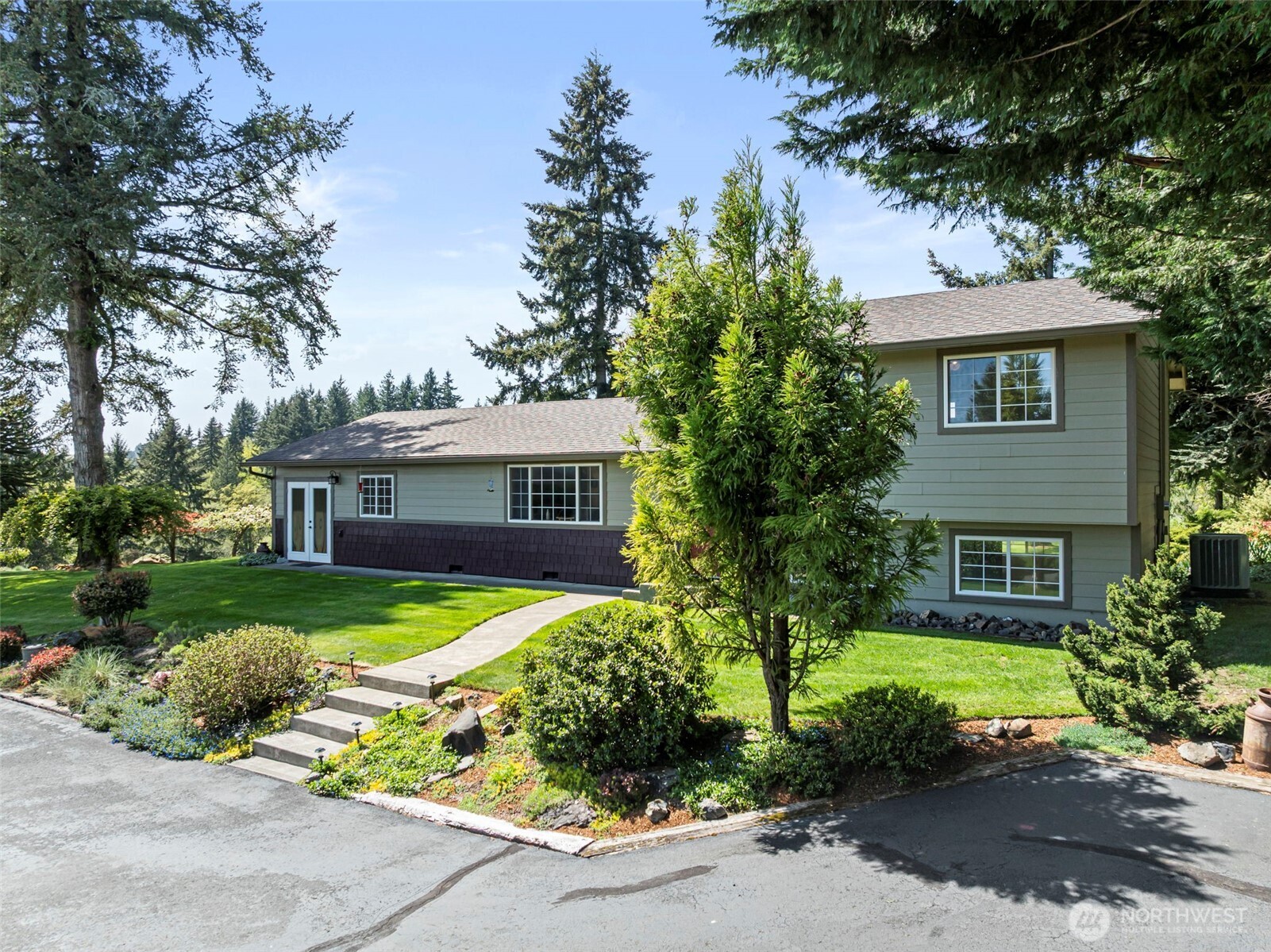 124 Gunnell Road Winlock, WA 98596 - Photo 2 of 40