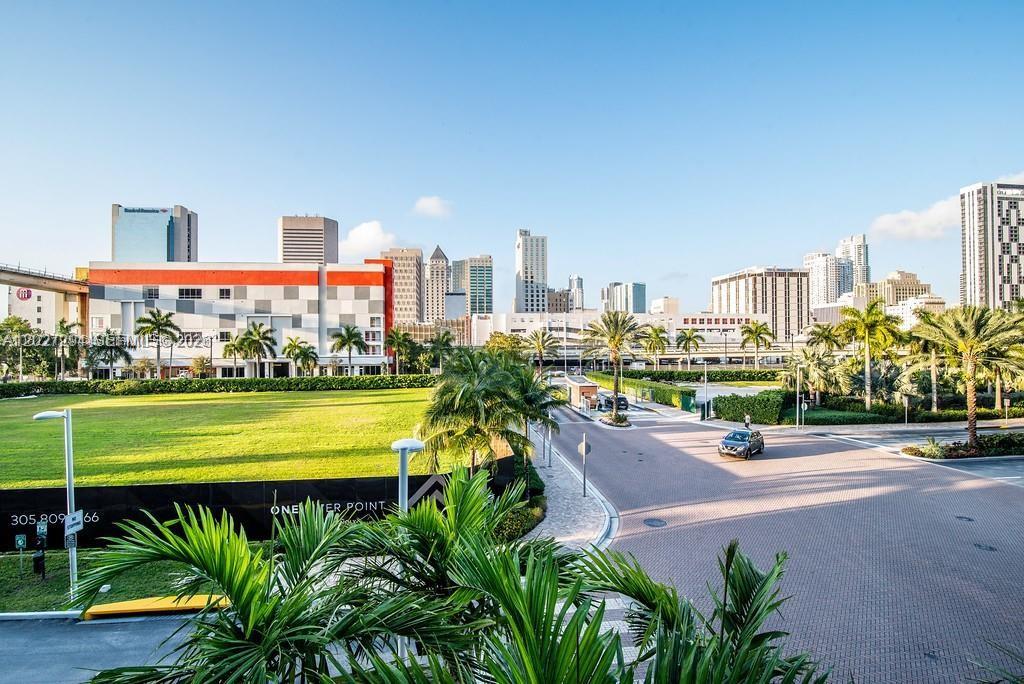 90 Southwest 3rd Street, Unit TH301 Miami, FL 33130 - Photo 17 of 17