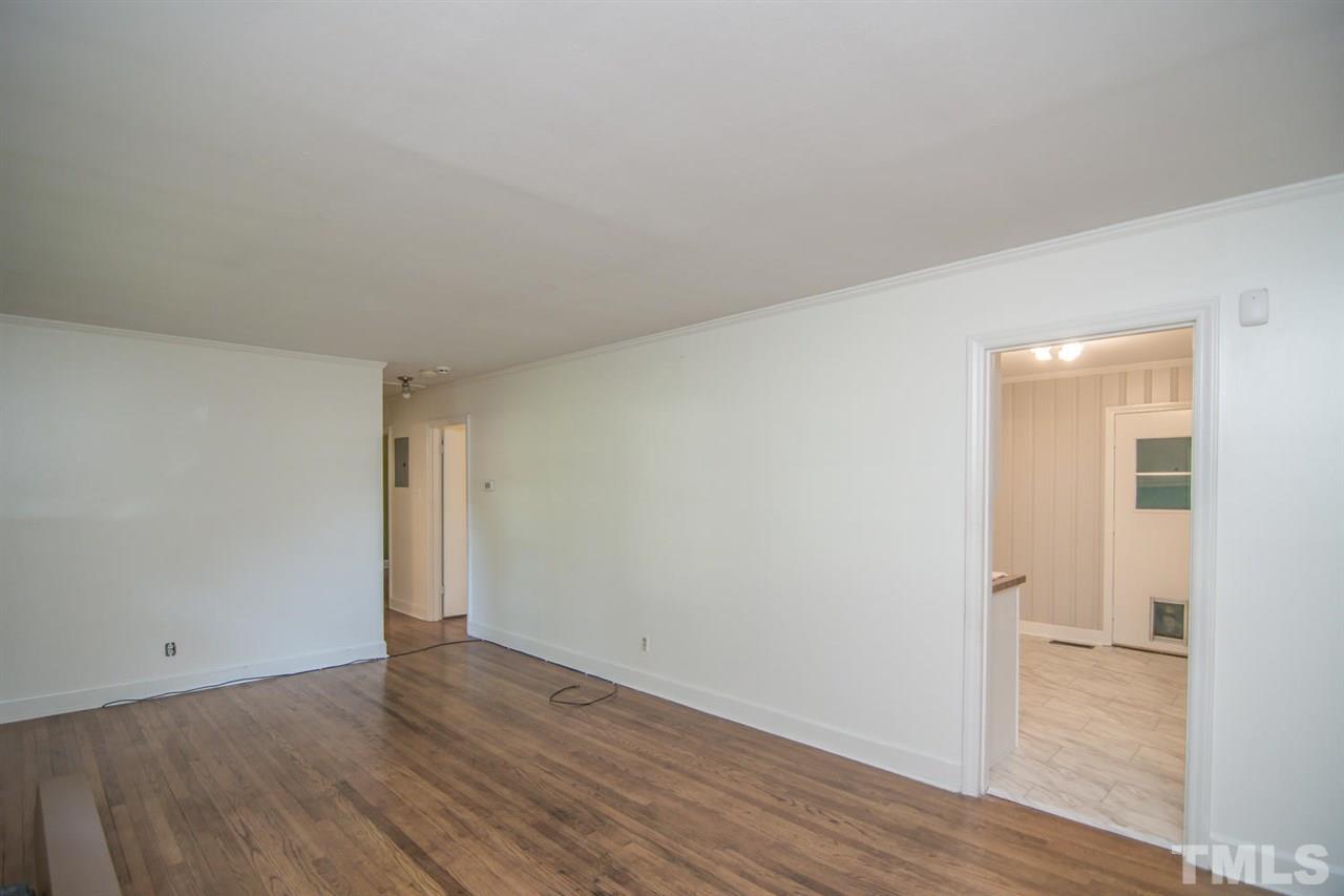 2818 Fairlawn Road Durham, NC 27705 - Photo 7 of 28 Gallery Image 7